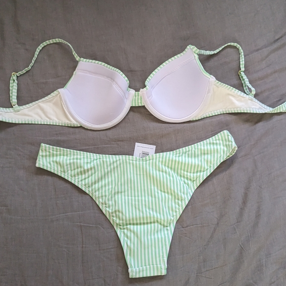 WeWoreWhat Vintage Demi Delilah Bikini Set - Picture 2 of 2